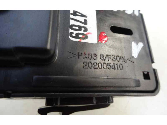 Ручка стеклоочистителей 202005410   Chevrolet Captiva