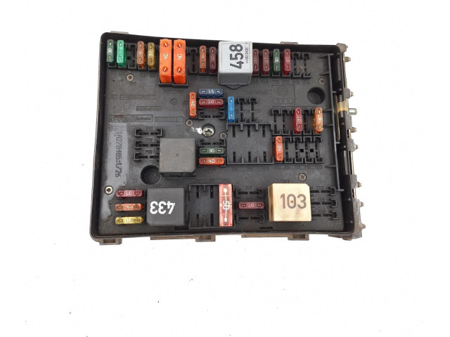 Блок предохранителей 1K0937124K, 014189851   Volkswagen Caddy    