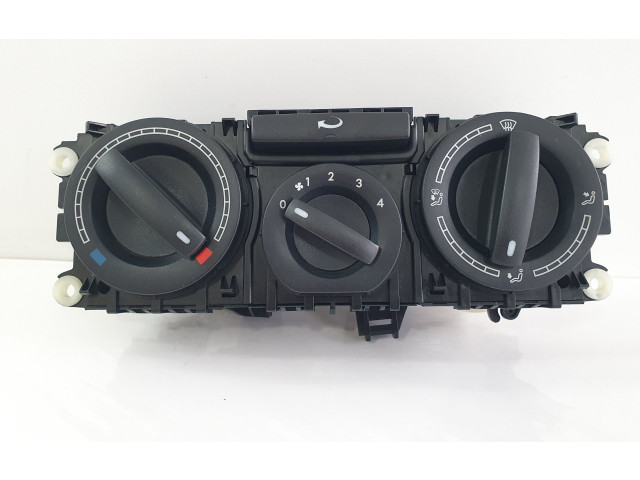 Блок управления климат-контролем 69747020   Volkswagen Transporter  Caravelle T5