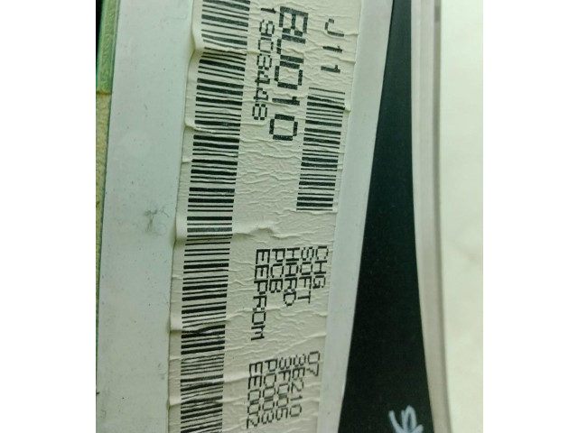 Přístrojová deska Nissan Almera Tino 2000 TK20VBR