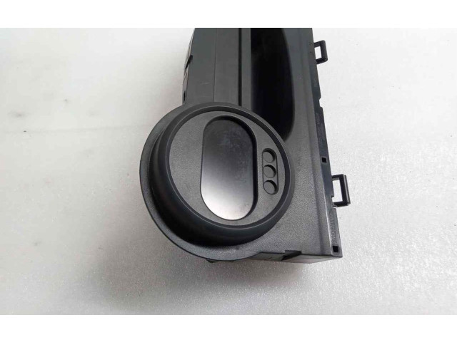 Панель приборов 8200725330 Renault Twingo II