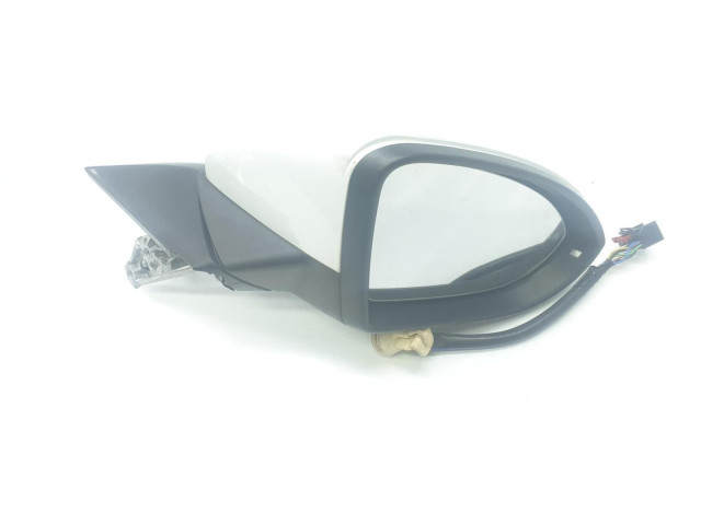 Зеркало электрическое Volkswagen Golf VII 2013 - 2019 года