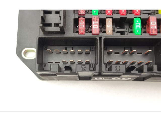 Блок предохранителей GW9314N030AC Jaguar XJ X351