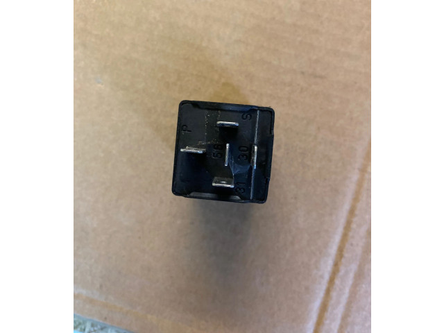 Блок предохранителей 701955200 Volkswagen Transporter - Caravelle T4