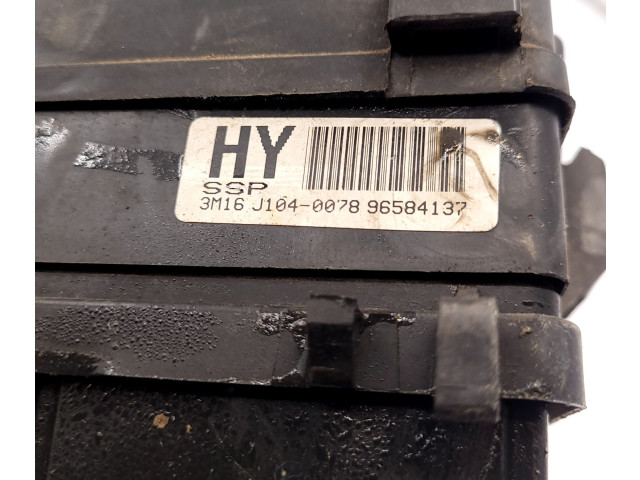   Pojistková skříňka 3M16J1040078, 96584137   Daewoo Nubira 2000