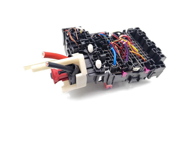 Блок предохранителей 5Q0937615C Audi A3 S3 8V