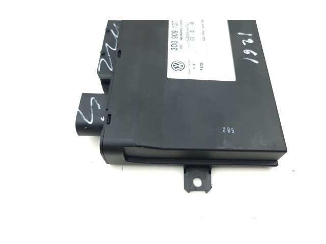 Блок управления 3D0909137 Bentley Flying Spur