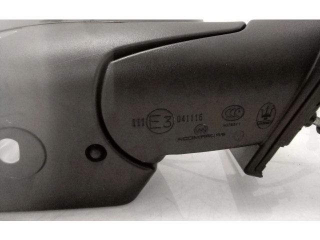 Зеркало электрическое        Maserati Levante  2017 -  года   