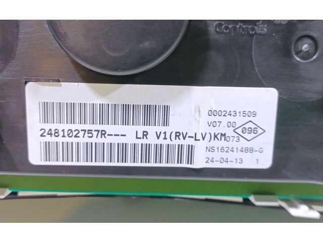 Панель приборов 248102757R, 0002331509 Dacia Sandero