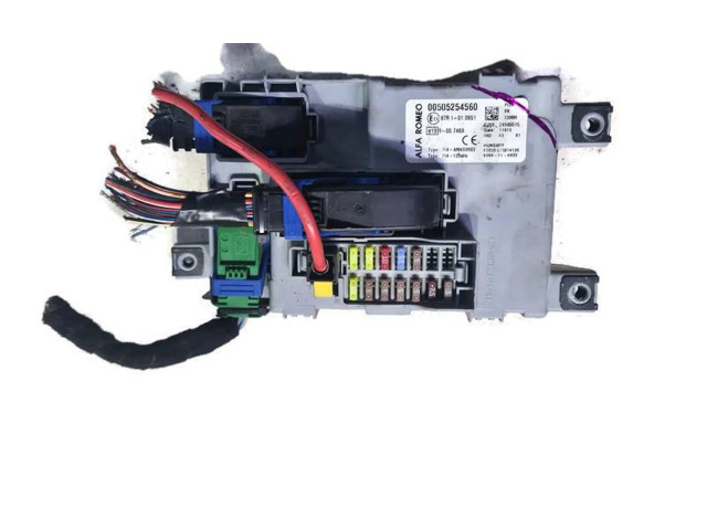 Pojistková skříňka 00505254560 Alfa Romeo Mito 2012