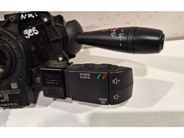 Ручка стеклоочистителей 255670736R Dacia Dokker