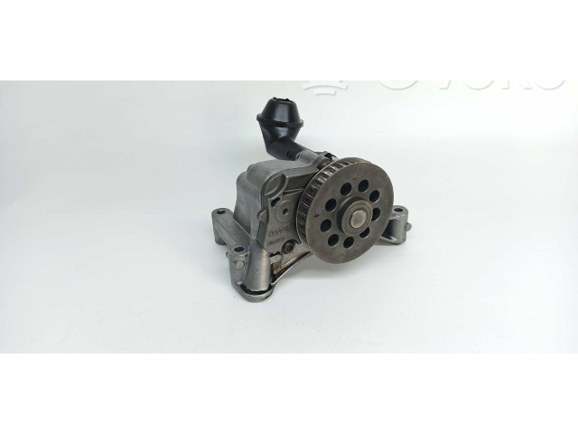 Масляный насос CAYC 03L115105B Skoda Superb B6 (3T)