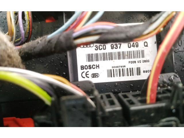 Блок предохранителей 3C0937049Q, F005V00600 Volkswagen Jetta V