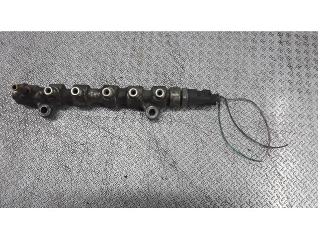 Магистральная трубка топлива