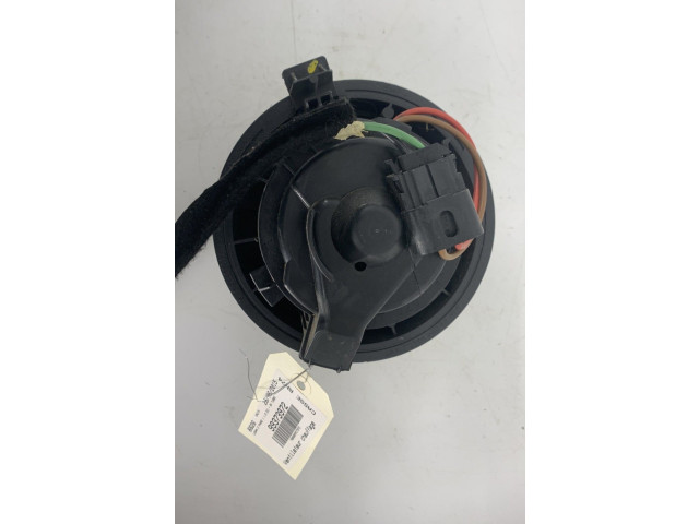 Вентилятор печки 272107379R Dacia Logan II