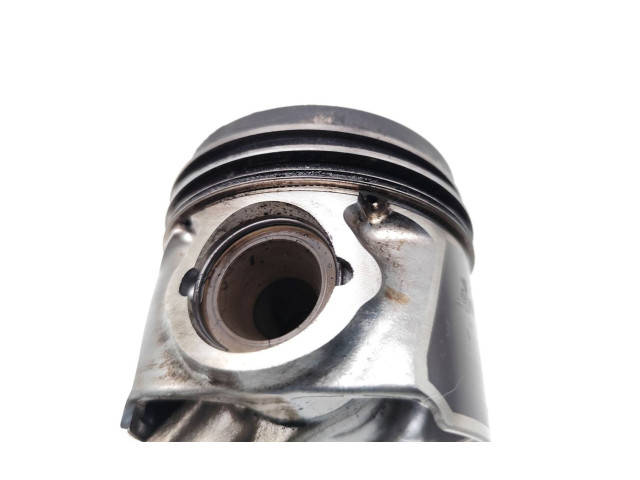 Píst D4FB Hyundai i30 D4FB