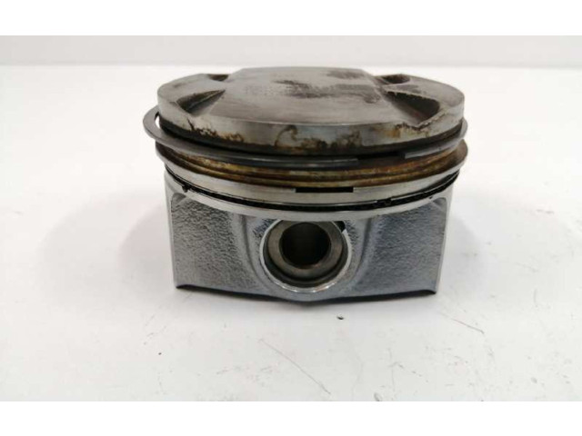 Поршень DKRA Skoda Octavia Mk3 (5E)