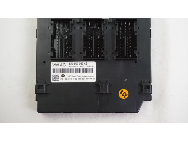 Блок комфорта 8X0907063AB Audi A1