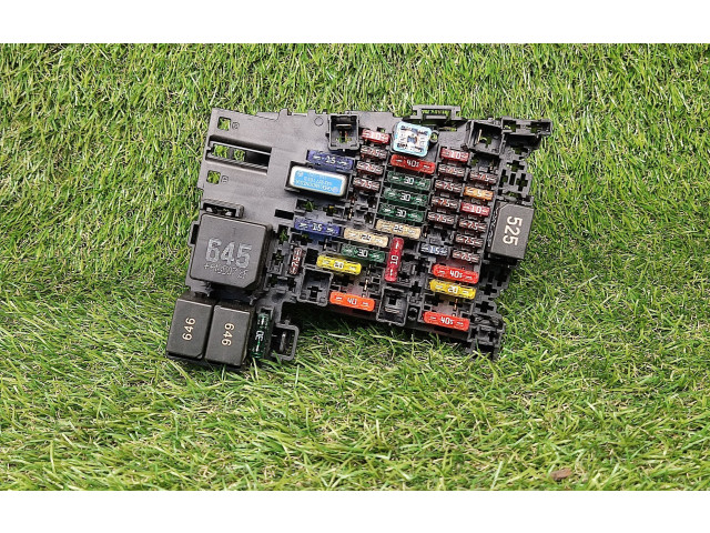 Pojistková skříňka 5Q0937615C Volkswagen Tiguan Allspace 2019