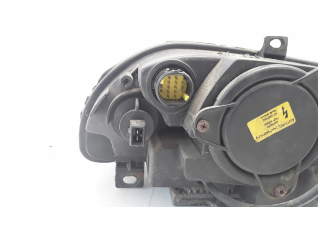 Передняя фара