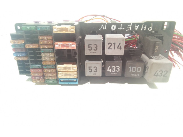 Блок предохранителей 3d0937499b   Volkswagen Phaeton    