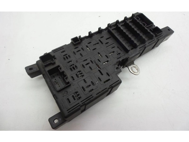 Блок предохранителей  8637841, 8637841   Volvo V70    