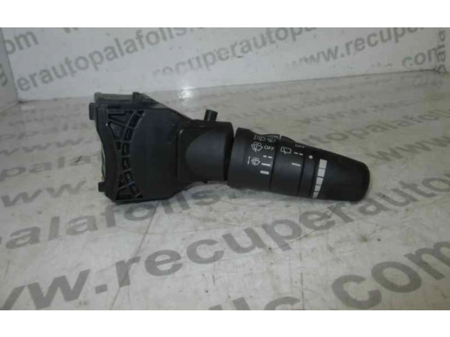 Переключатель дворников 25260AV610 Nissan Almera Tino