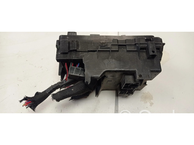 Pojistková skříňka 63565387 Chrysler Pacifica 2018