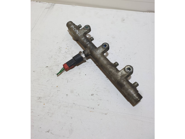 Топливная рампа 0445214019, 0445214019 Citroen Xsara Picasso