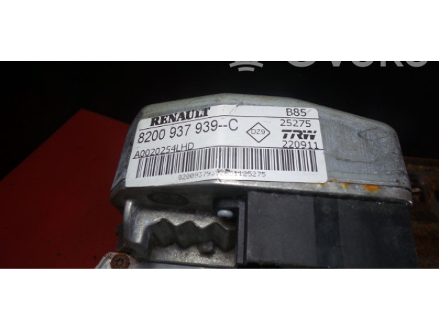 Руль Renault Clio III 2005 - 2012 года 8200, 937