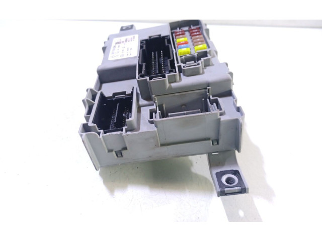 Блок предохранителей 00519383540, 28400319   Opel Combo D    