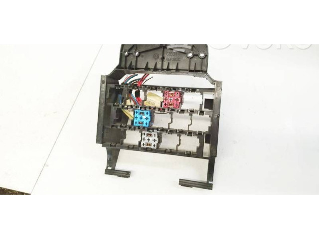 Блок предохранителей  6r0907371, 6R0907371   Skoda Fabia Mk2 (5J)    