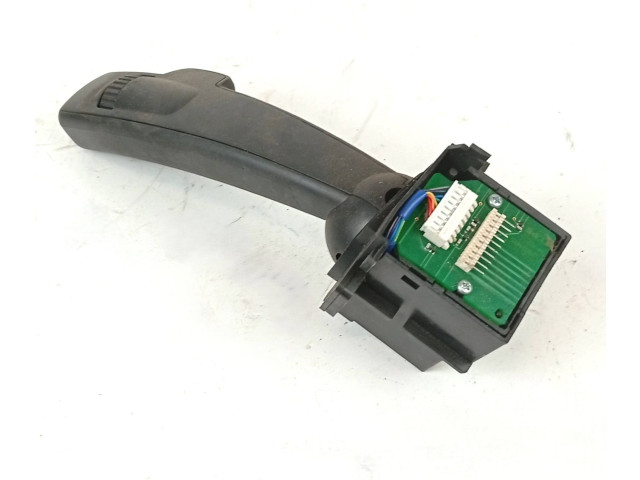 Ручка стеклоочистителей 31264354, 31275360   Volvo V70