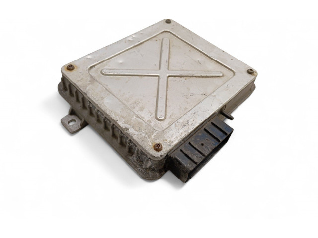 Блок управления двигателем Блок управления MKC104032 Rover 100