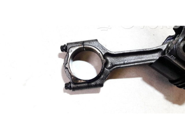 Píst 0107200   Opel Zafira A     