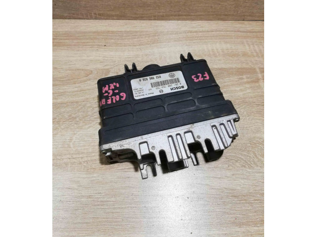 Блок управления двигателем Блок управления 032906026A, 0261200764 Volkswagen Golf III
