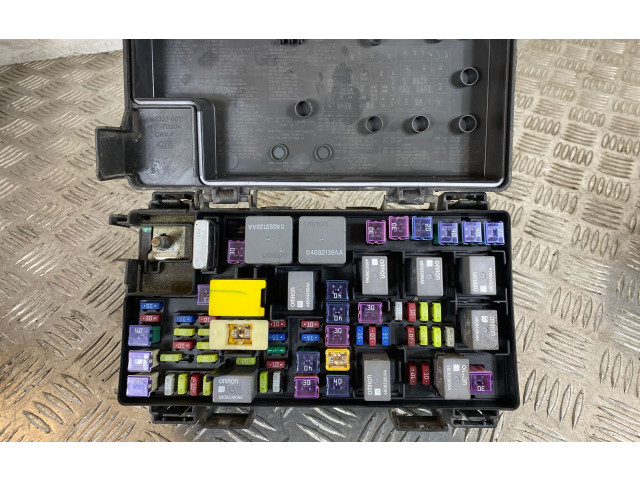 Pojistková skříňka 68163904AB, RT03254219 Lancia Voyager 2013