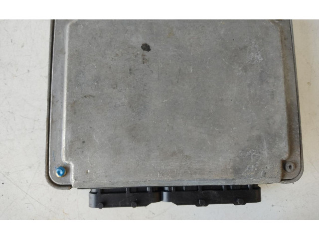 Řídící jednotka 0281010021   Opel Zafira A 