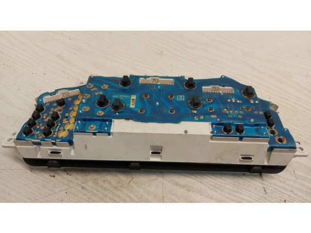 Панель приборов 69319220, BC6B55430   Mazda 323       