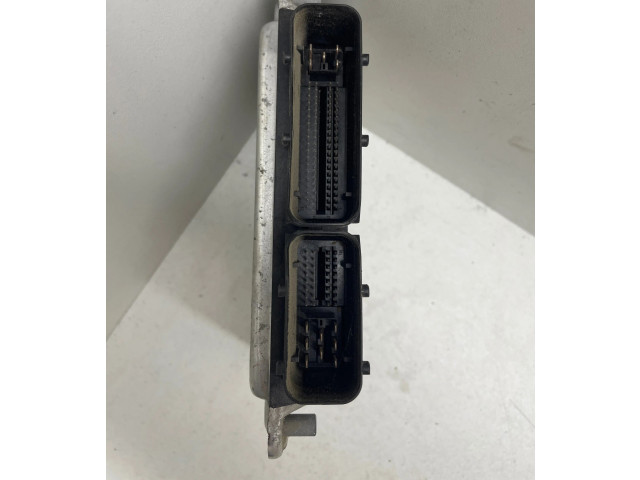 Блок управления двигателя 038906012E, 28SA4833 Skoda Octavia Mk1 (1U)