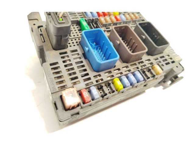 Pojistková skříňka Řídící jednotka BSM 9811985380 Peugeot 508 2016