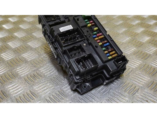 Блок предохранителей  LU5T-15604, A2C7692691400   Lincoln Aviator II    