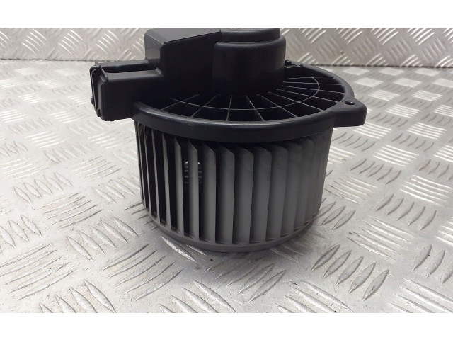 Вентилятор печки 272700-0120 Daihatsu Sirion