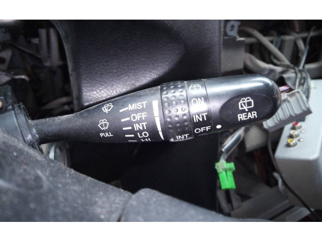 Ручка стеклоочистителей    Suzuki Grand Vitara I