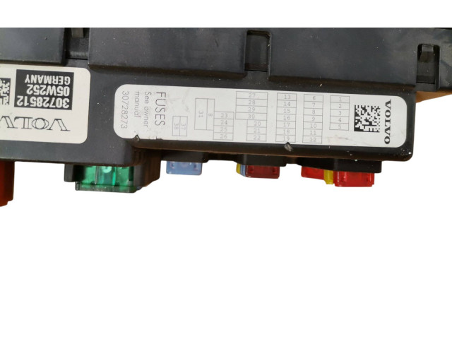 Блок предохранителей 30728512, 28017881   Volvo XC90    