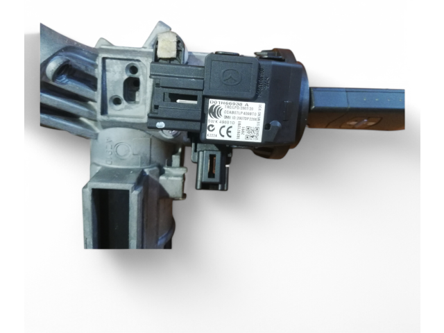 Электрический вентилятор радиаторов 8V21-12A650-CC, 8V21-12A650-CC Mazda 2