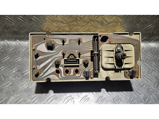 Přístrojová deska Ford Fiesta 1986 84FB10848AB