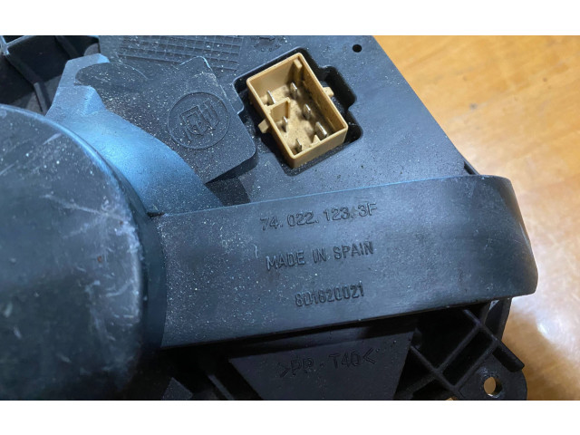 Вентилятор печки    740221233F, 8D1820021   Audi A6 S6 C6 4F