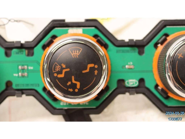 Блок управления климат-контролем 34030162 Ligier JS 50