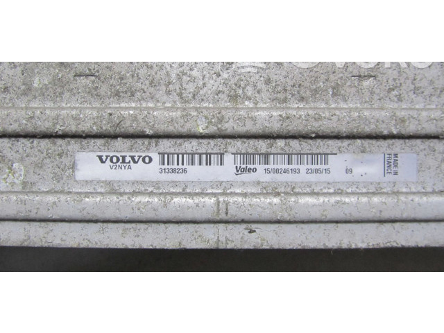Интеркулер 31338236, 100246193 Volvo S60